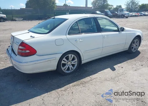2005 Mercedes-Benz E 320 4Matic из США, поврежденный, VIN WDBUF82J65X175239